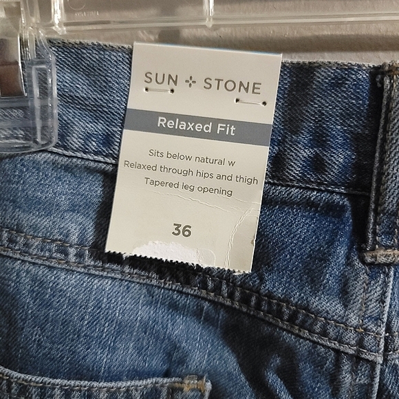 SUN+STONE NWT Retro Patchwork Relaxed Tapered Leg High Rise Jeans - SIZE 20 - Picture 10 of 11